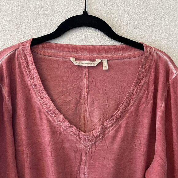 Soft Surroundings Women's Top Size L Dusty Pink V Neck Bell Cuff Mineral Wash - Picture 3 of 13